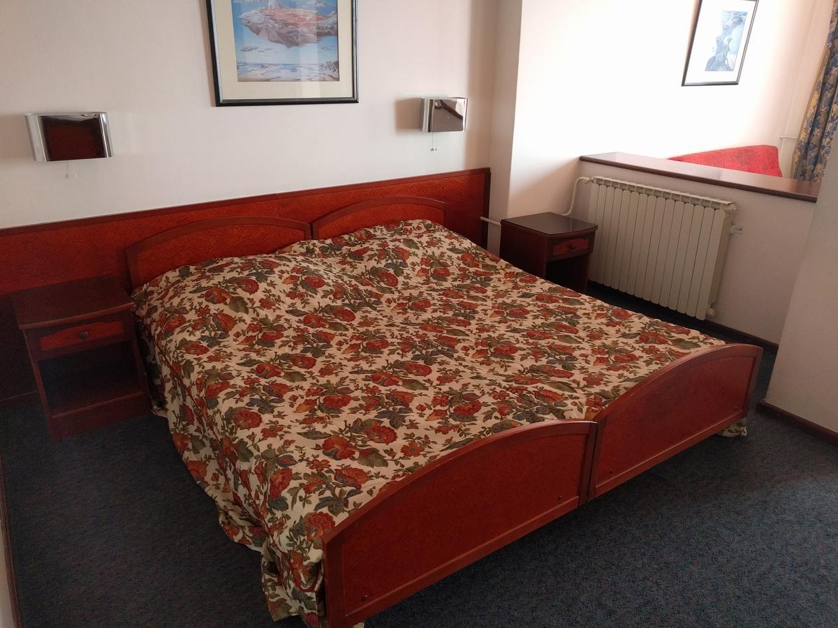 Hotel Vodno สโกเปีย ภายนอก รูปภาพ